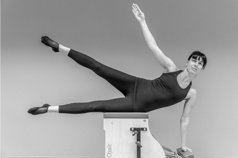 Pilates Matten und Geräte Training